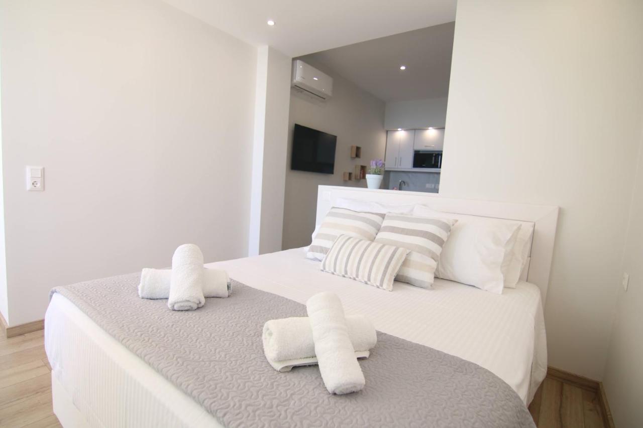 Lakones Deluxe Suites A Zewnętrze zdjęcie