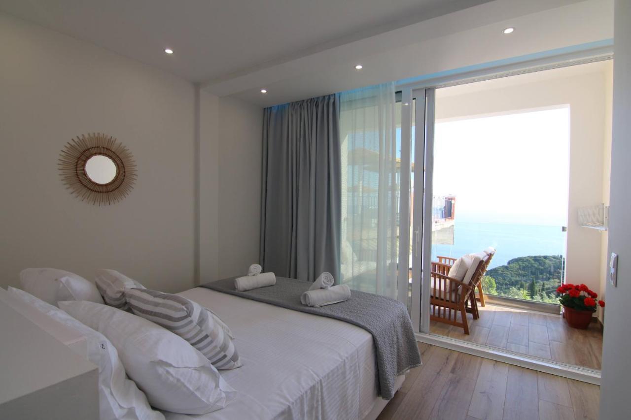 Lakones Deluxe Suites A Zewnętrze zdjęcie