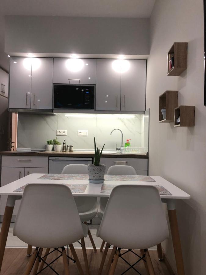 Lakones Deluxe Suites A Zewnętrze zdjęcie