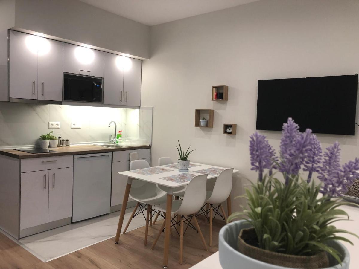 Lakones Deluxe Suites A Zewnętrze zdjęcie