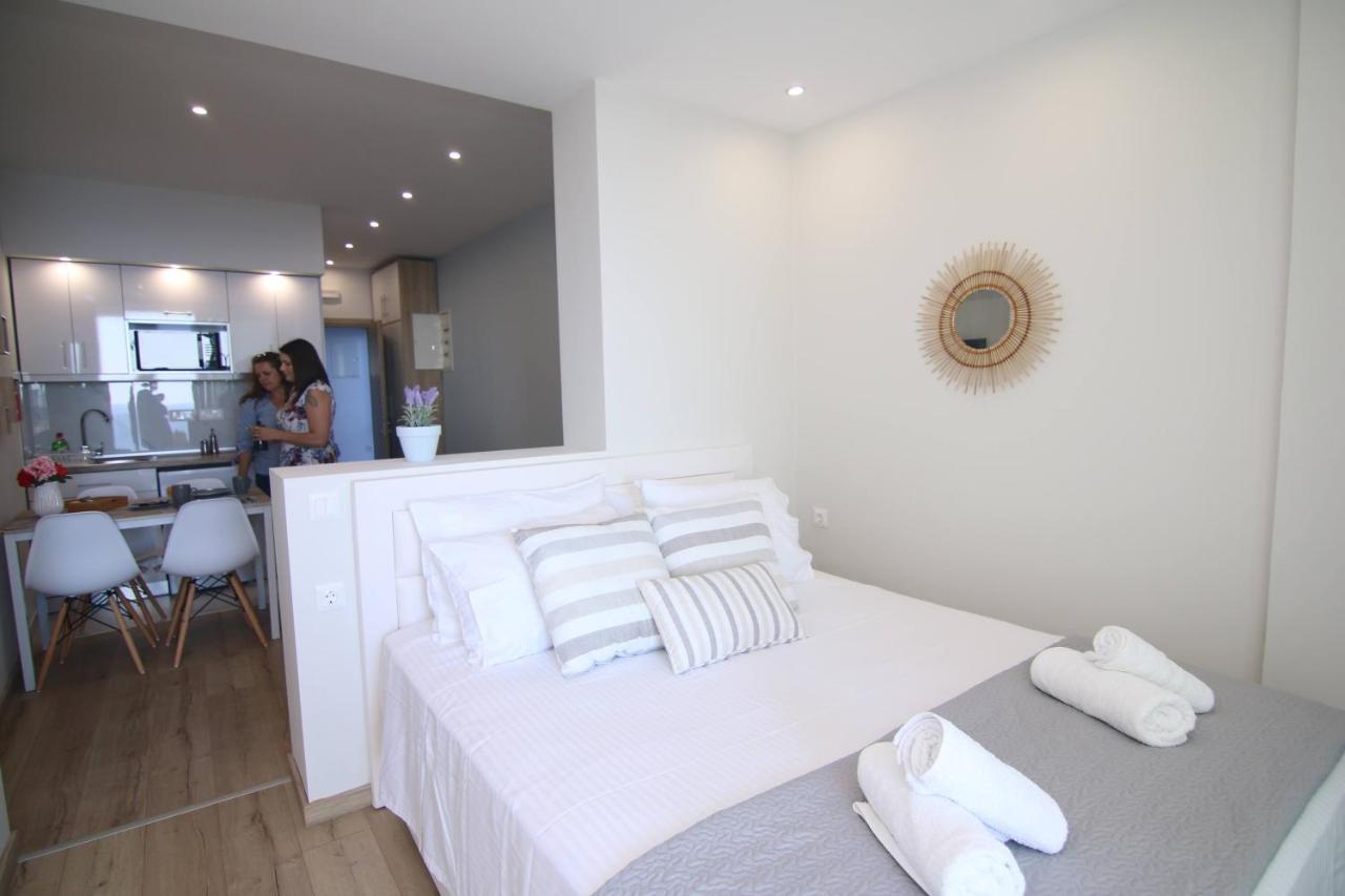 Lakones Deluxe Suites A Zewnętrze zdjęcie