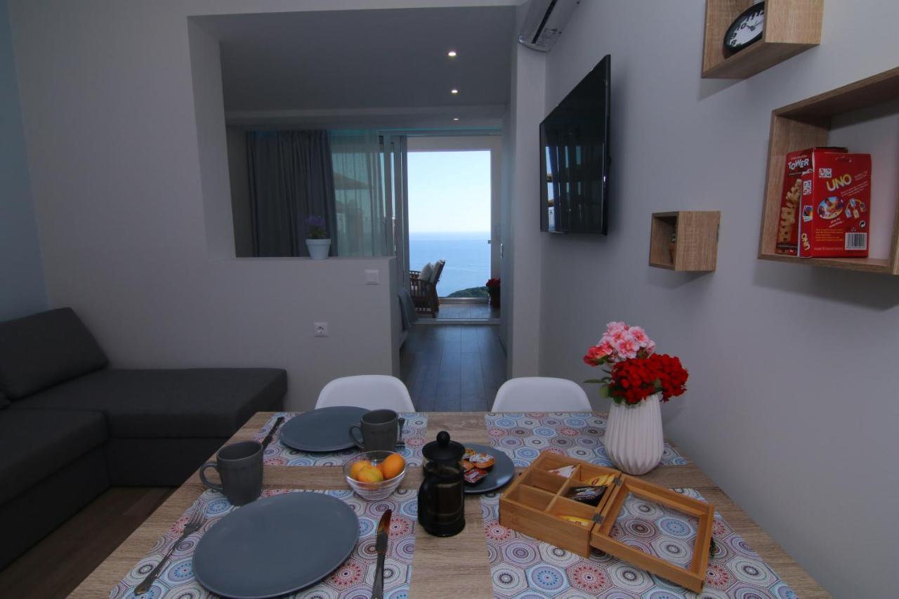 Lakones Deluxe Suites A Zewnętrze zdjęcie