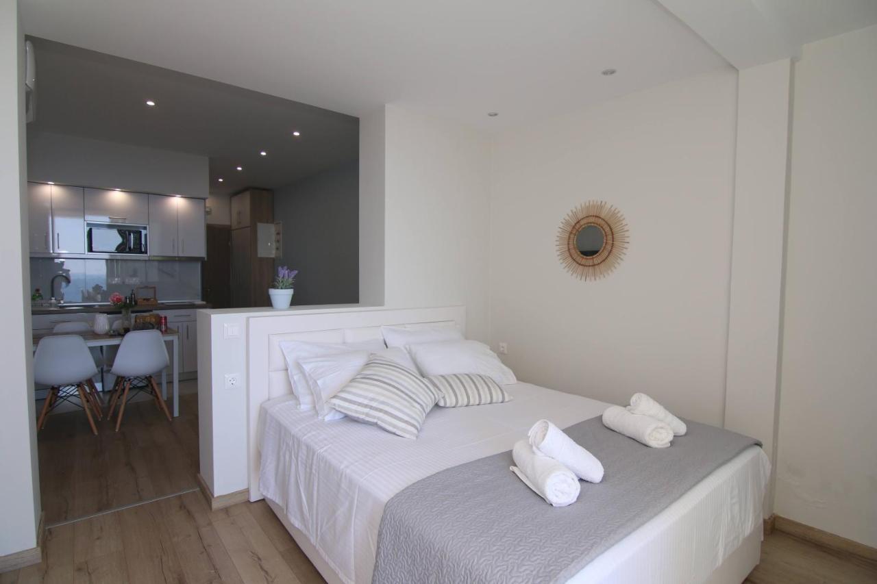 Lakones Deluxe Suites A Zewnętrze zdjęcie