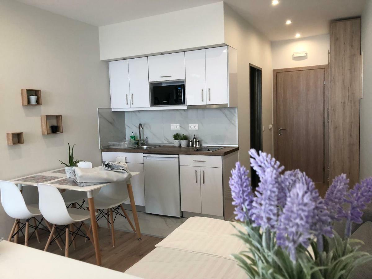 Lakones Deluxe Suites A Zewnętrze zdjęcie