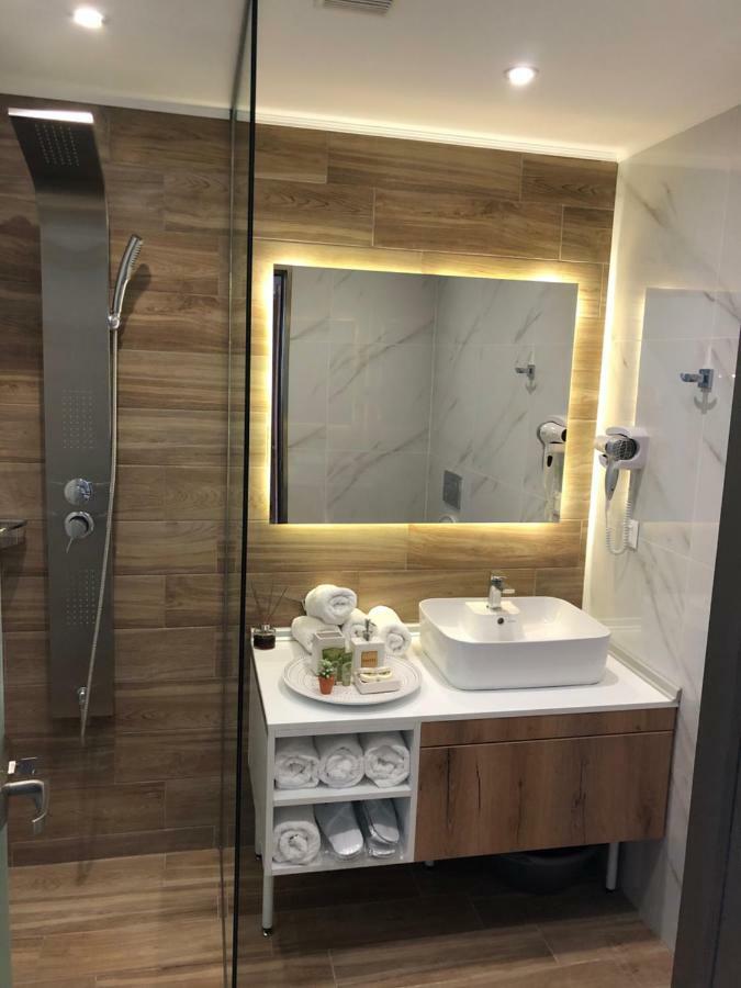 Lakones Deluxe Suites A Zewnętrze zdjęcie